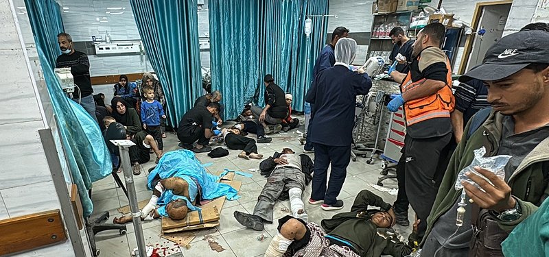 Israeli forces detaining hundreds at hospital - ministry
