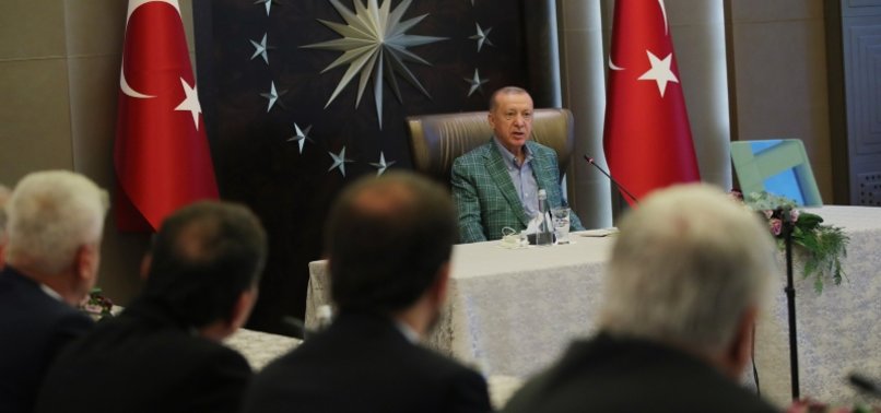 TURKISH PRESIDENT MEETS WITH REPRESENTATIVES OF BOSNIAN NGOS IN ISTANBUL