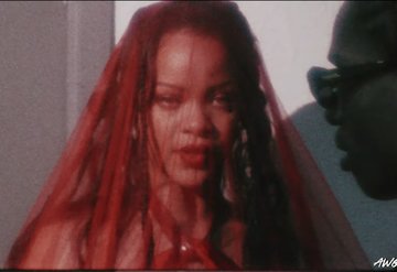 Rihanna ile A$AP Rockynin Evlendiklerini Düşündüren Klip