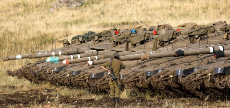ISRAEL SHELLS HEZBOLLAH POSITIONS IN SOUTHERN SYRIA