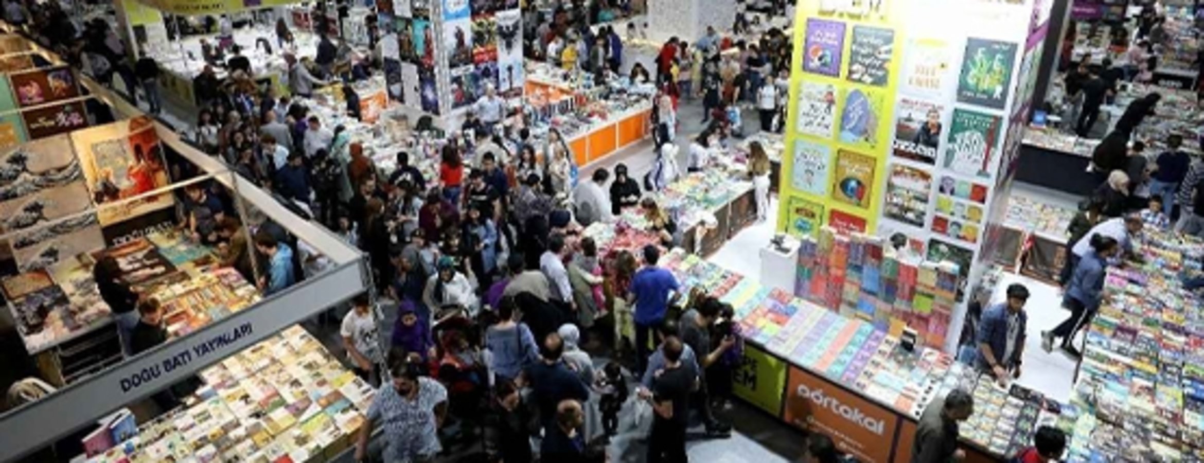 Dip çamurundan üretilen seramik kitaplar, Kocaeli Kitap Fuarı’nda sergileniyor