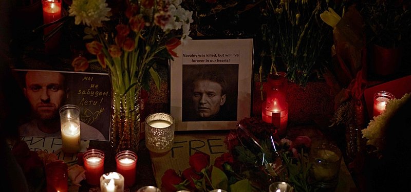 Call for international investigation into Navalny's death