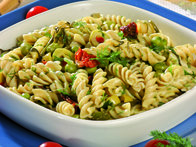 Makarna Salatası