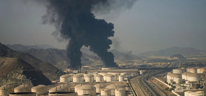 Iran warns of imminent strikes on major oil, gas facilities in Gulf countries