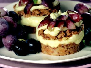 Üzümlü Minik Pastacıklar
