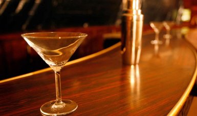 New study linksany alcohol consumption to increased dementia risk