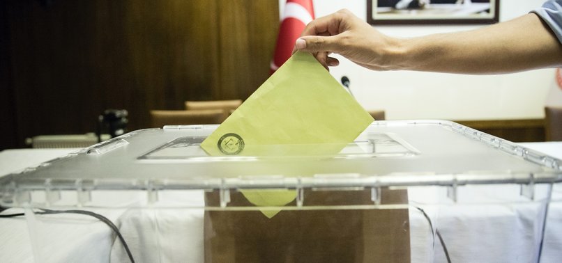 AK PARTY EYES CHP STRONGHOLD IN MUNICIPAL ELECTIONS