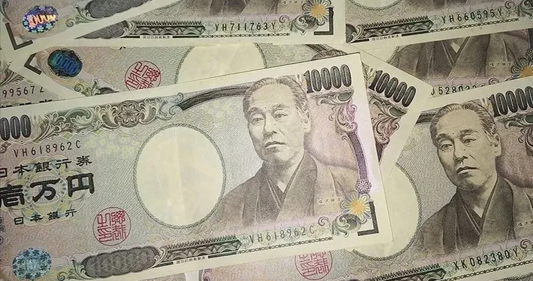 Japon yeni 40 yılın en dip seviyesinde