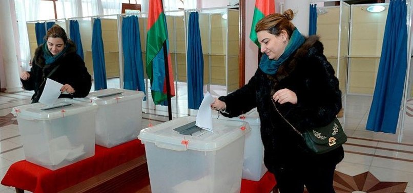 VOTING STARTS IN AZERBAIJANS SNAP PARLIAMENTARY POLL