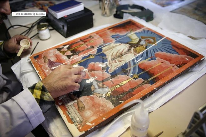’Tarih doktorları’ iş başında