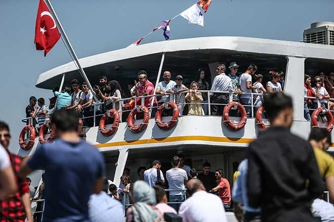 Bir başkadır İstanbul’da bayram