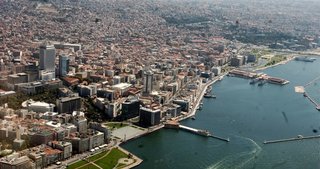 İzmir’de deniz ulaşımı durdu!