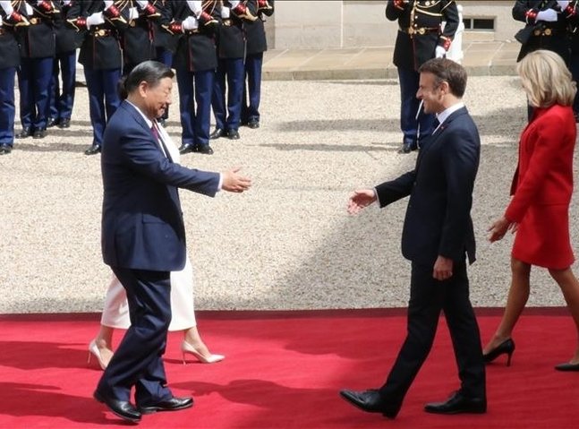 China's Xi hosts Macron in Beijing