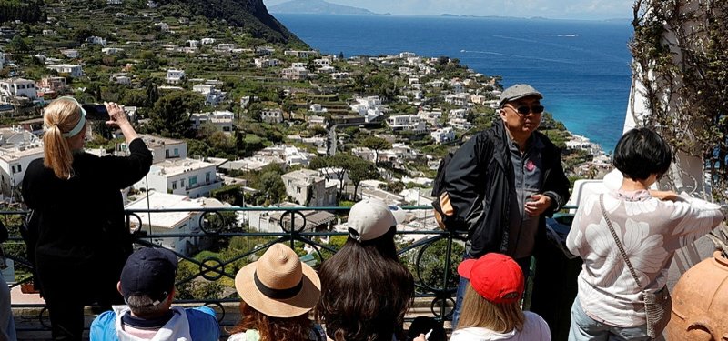 Tourists banned from Italian island of Capri over water shortage