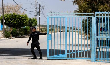 Israel closes Erez crossing to Gaza workers