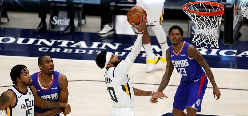 CONLEY SCORES 33 POINTS, JAZZ BEAT CLIPPERS 106-100