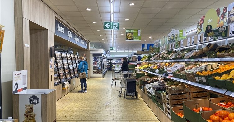 Avro Bölgesi’nde perakende satışlar geriledi