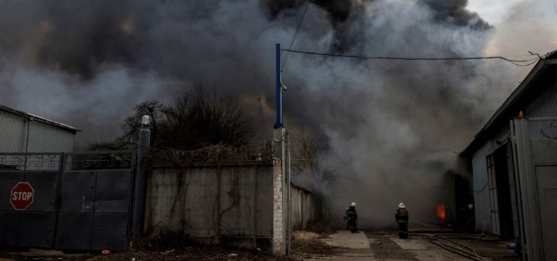 UKRAINES LUHANSK GOVERNOR URGES RESIDENTS OF 6 TOWNS TO EVACUATE