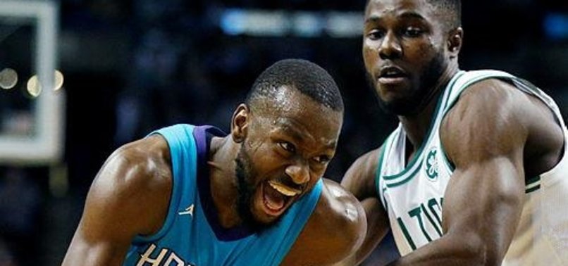 CELTICS BEAT HORNETS 90-87 FOR 11TH STRAIGHT VICTORY