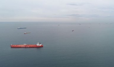 Türkiye to bar uninsured oil tankers from passing through its straits