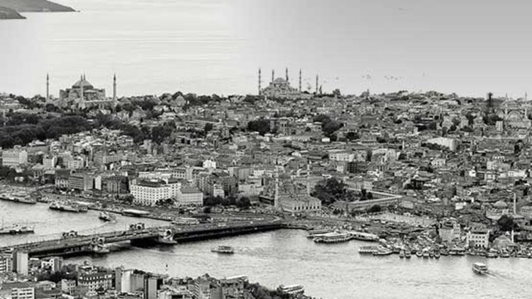 Bir tefekkürün arasından İstanbul’u gören Yahya Kemal’in ütopik kurguları