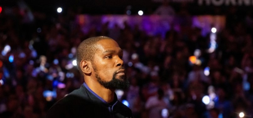 BASKETBALL-DURANT SIGNS LIFETIME CONTRACT WITH NIKE