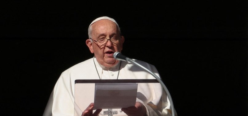 POPE VOICES HOPE APPROACHING CHRISTMAS HOLIDAY WILL STRENGTHEN PATHS TO PEACE