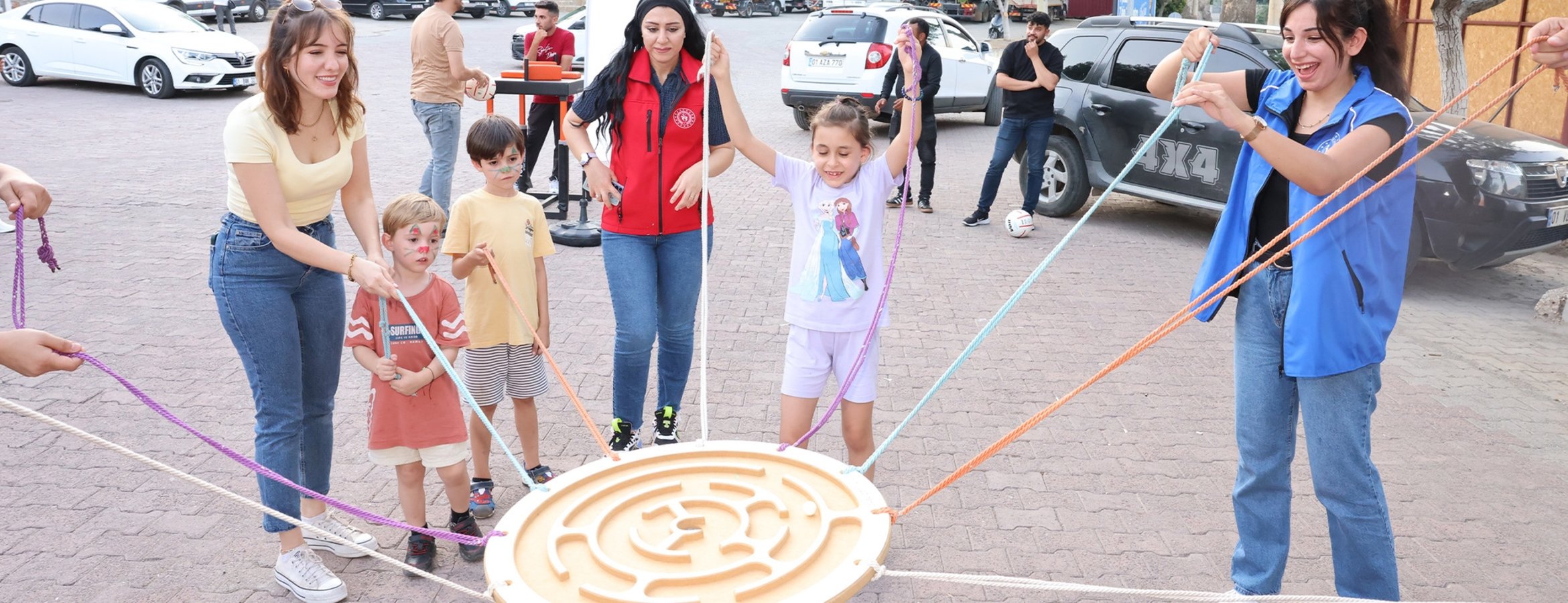 Gezen Sinema Tırı Adana’da sinemaseverlerle buluştu