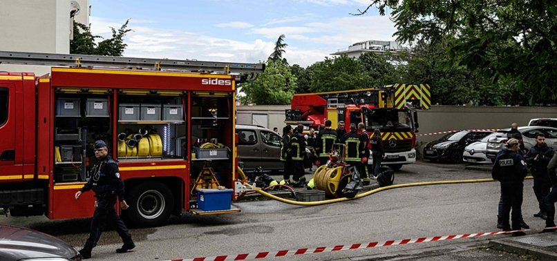 3 DEAD, 50 EVACUATED AFTER BUILDING FIRE IN SOUTHEASTERN FRANCE
