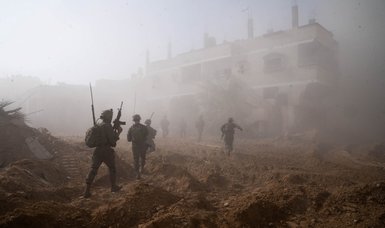 4 more Israeli soldiers killed in battles in southern, central Gaza
