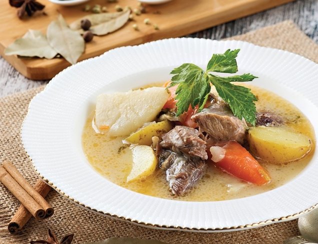 Baharatlı ve Terbiyeli Sebze Çorbası
