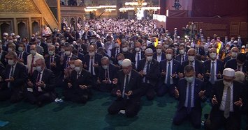Turkey's Erdoğan joins thousands at Istanbul's landmark Hagia Sophia for first prayers