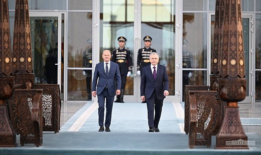 Uzbekistan’s president hosts German chancellor