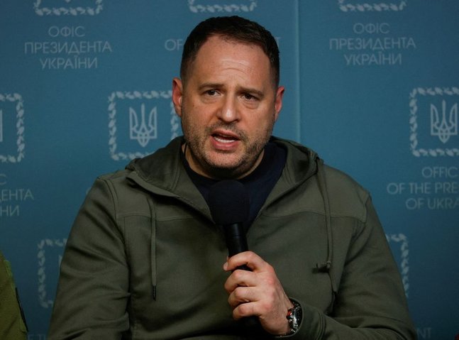 Ukraine officials who shirk wartime duties will be quickly removed -Zelenskiy aide