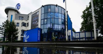 Schalke admit to needing 'massive savings' to survive