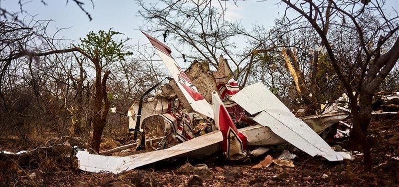 4 dead as plane, contracted by US military, crashes in Philippines
