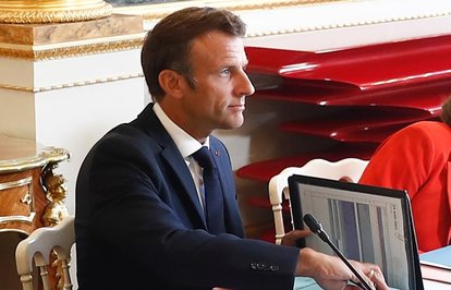 MacronBollukdevrisonaerdi