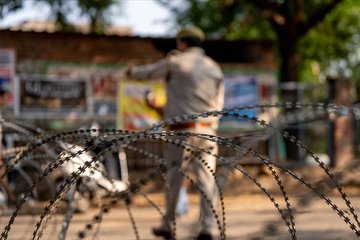 Pakistan ordusu, Hindistan’ın 3 havalimanını hedef alan saldırılarına karşılık verdiğini bildirdi