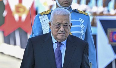 Abbas, Palestinian factions in Egypt for unity talks