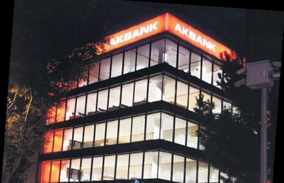 Akbankkadıngirişimcileriçinhareketegeçiyor