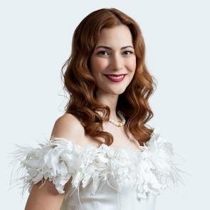 Bengü Ergin – Kimdir
