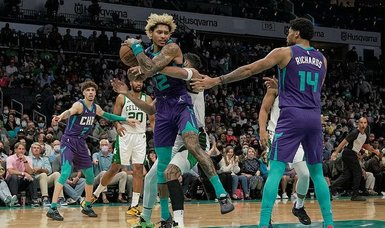 Jayson Tatum's 41 points help Celtics top Hornets in OT
