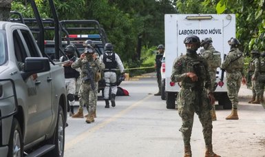 Clashes in southern Mexico kill at least 10 drug cartel members