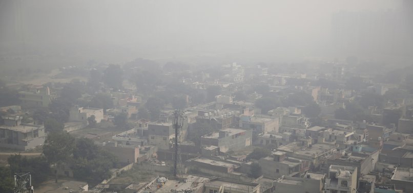 INDIAS CAPITAL BRACES FOR DEADLY COCKTAIL OF POLLUTION AS AIR QUALITY SLIDES
