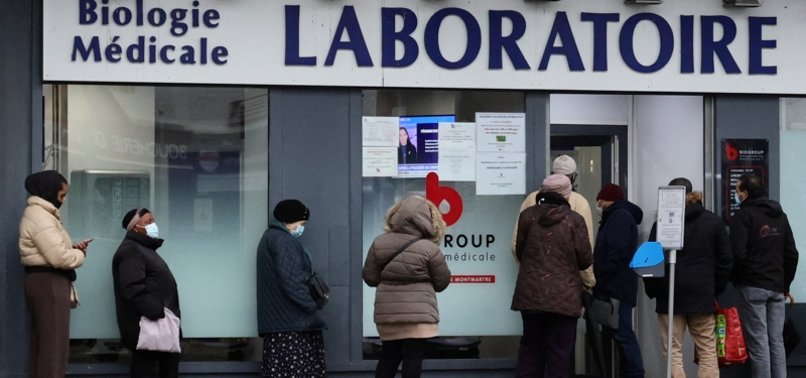 FRANCE SEES RECORD 271,000 CORONAVIRUS CASES IN SINGLE DAY