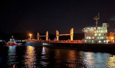 Traffic in Istanbul Strait suspended as cargo ship malfunctions