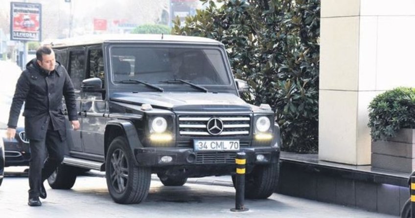 Burak Yılmaz, panikle çıkıp kaza yaptı!