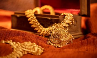Artık düğünlerde altın ‘out’ imitasyon ‘in’