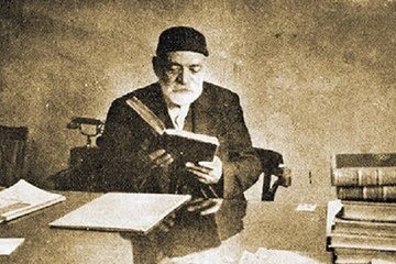 Ali Emiri’nin kitap sevgisi