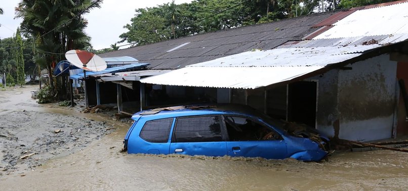 DEATH TOLL RISES TO 89 IN INDONESIA FLOODS